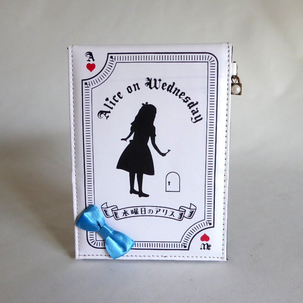 JAPAN JAPANESE ALICE ON WEDNESDAY WONDERLAND FOLDING TRAVEL MIRROR (PRE-OWNED) - Picture 2 of 12